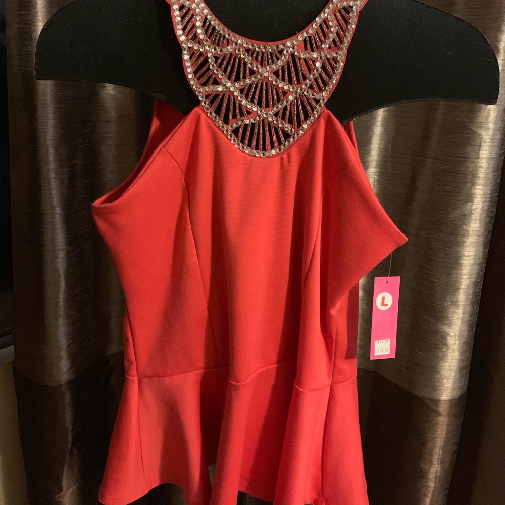 Sleeveless blouse 🌺